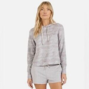 Vuori Halo Essential Hoodie Pale Heather Camo, Size Small – Soft DreamKnit